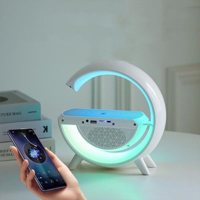 10W drahtlose Ladekapazität drahtlose Bluetooth-Lautsprecher Weiß Kunststoff drahtlos